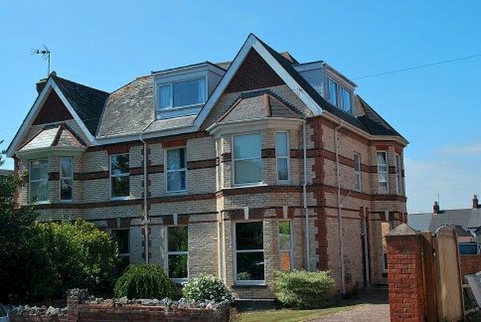2 Bedroom Flat To Rent In Hartley Road, Exmouth, EX8