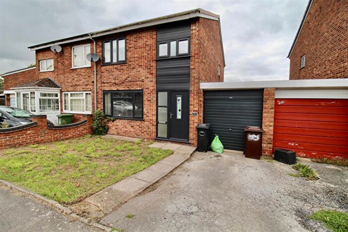 3 Bedroom Semi-Detached House To Rent In Rover Drive, Smiths Wood, Birmingham, B36