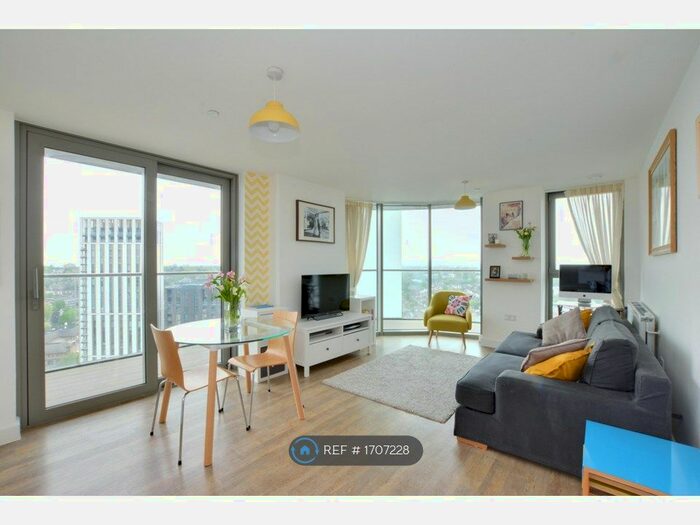 2 Bedroom Flat To Rent In Sienna Alto, London, SE13