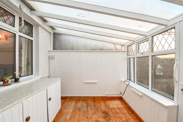 2 Bedroom Semi-Detached Bungalow For Sale In Tynewydd Road, Barry, CF62