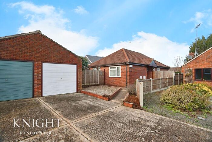 2 Bedroom Detached Bungalow For Sale In Midland Close, Colchester, CO2