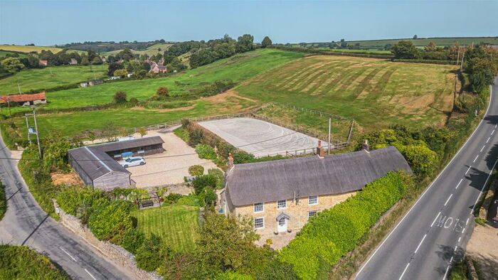 3 Bedroom Detached House For Sale In Oborne, Sherborne, DT9