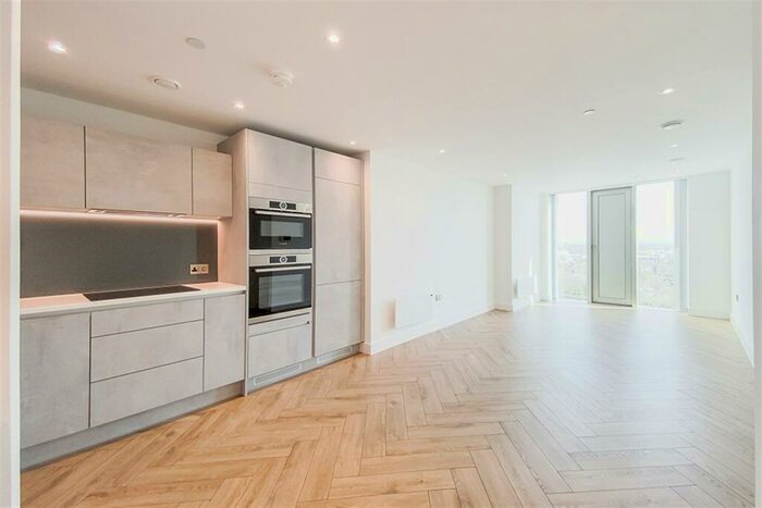 2 Bedroom Apartment To Rent In Victoria Residence, M15