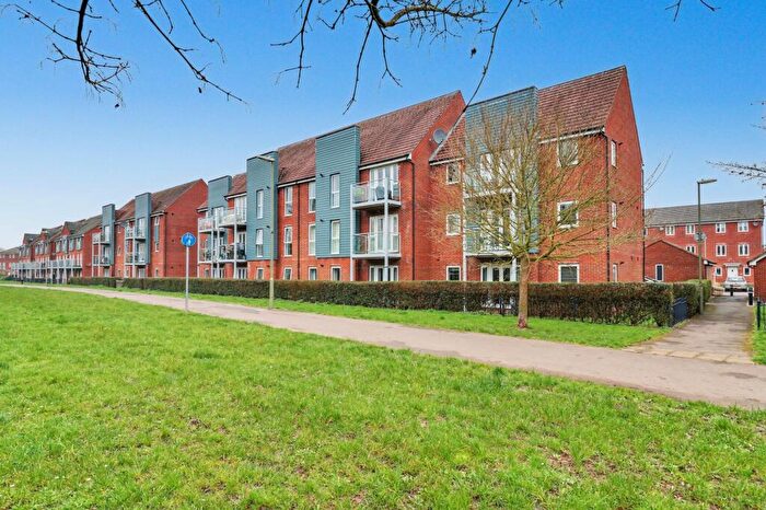 2 Bedroom Flat For Sale In Dakota Way, Eastleigh, SO50