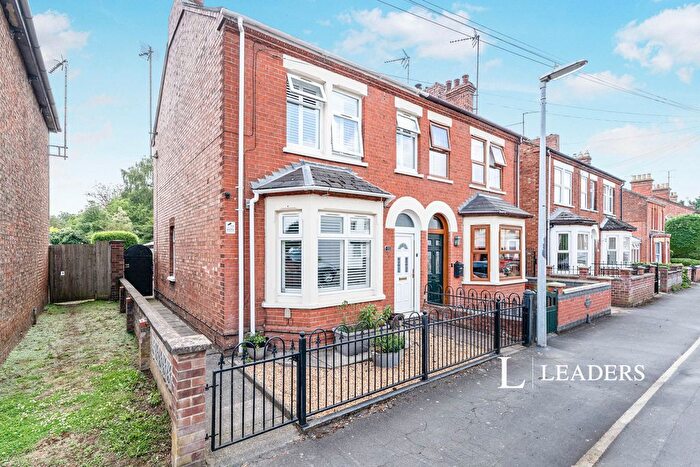 2 Bedroom Semi-Detached House To Rent In Colvile Road, PE13