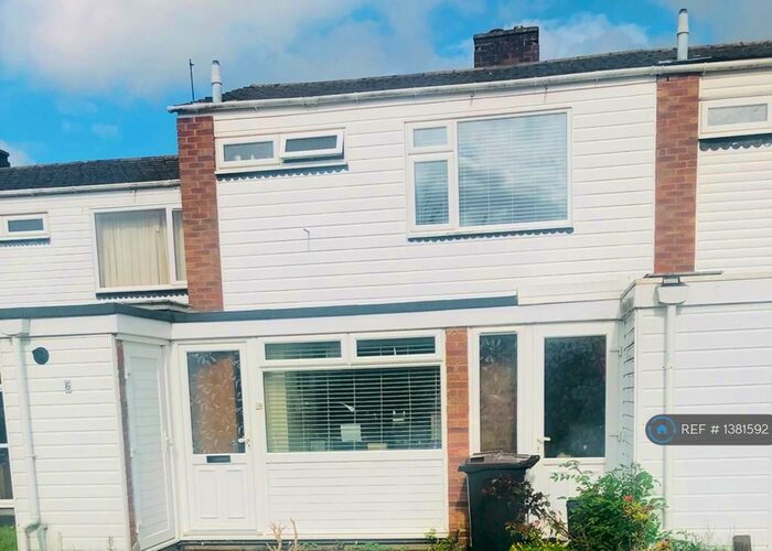 3 Bedroom Terraced House To Rent In Mapleton Close, Bromley, BR2