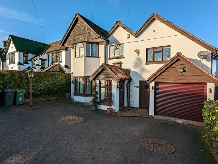 3 Bedroom Detached House To Rent In Bradway Road, Sheffield, S17