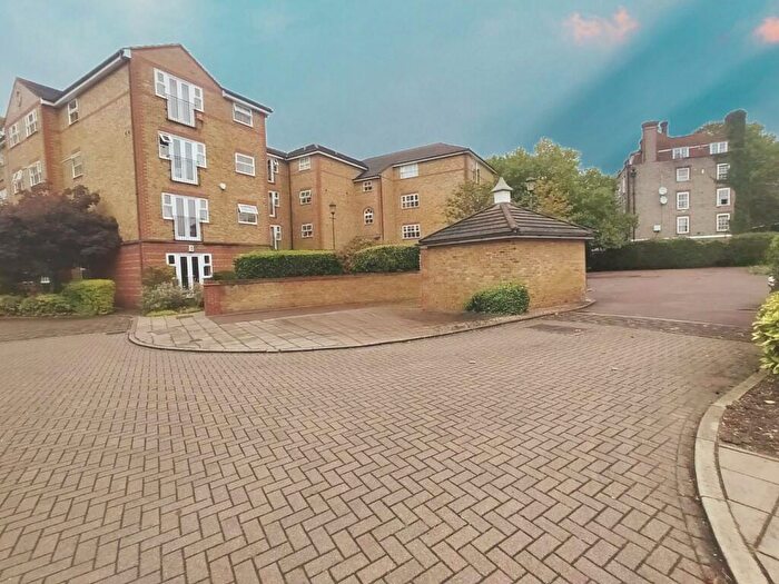 2 Bedroom Flat To Rent In Collard Place, London, NW1