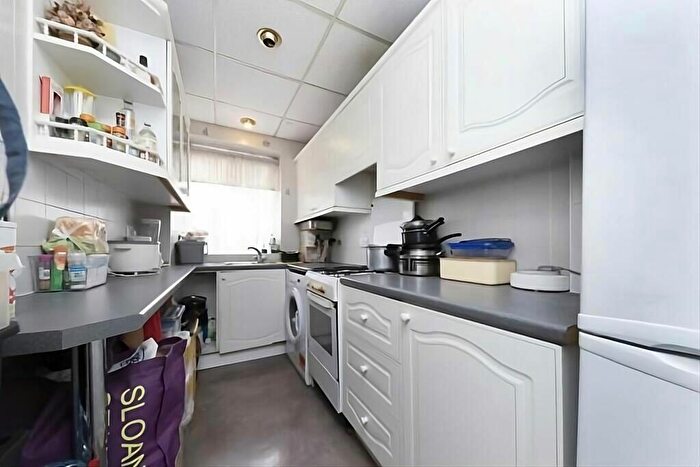 2 Bedroom Flat For Sale In Greville Place, Maida Vale, London, ., NW6