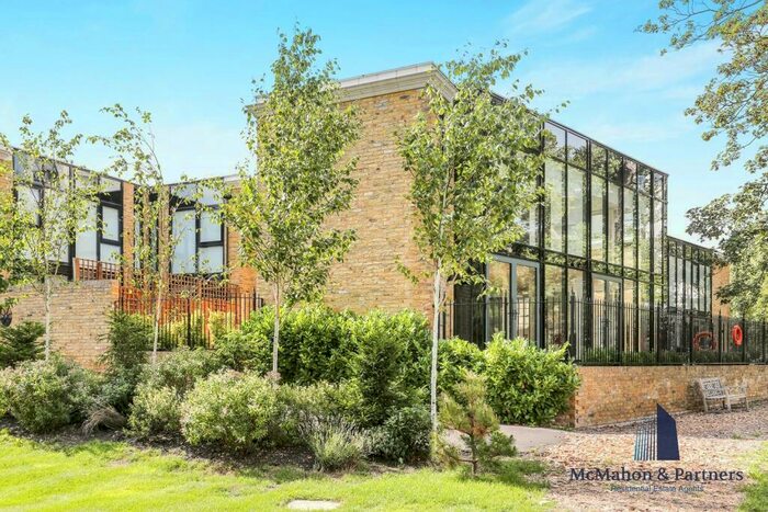 4 Bedroom Semi-Detached House To Rent In Rushgrove Mews, Rushgrove Street, SE18