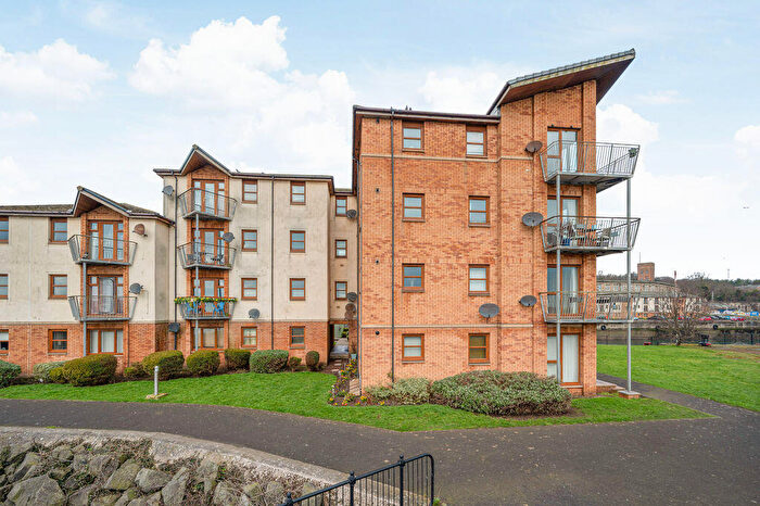 2 Bedroom Flat For Sale In Deas Wharf, Kirkcaldy, KY1