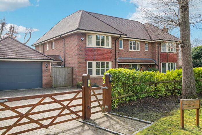 5 Bedroom Detached House For Sale In Birkett Way, Chalfont St Giles (Little Chalfont), HP8