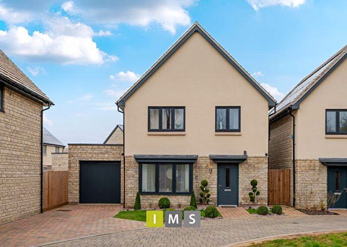 4 Bedroom Detached House To Rent In Olive Meads, Bicester, OX27