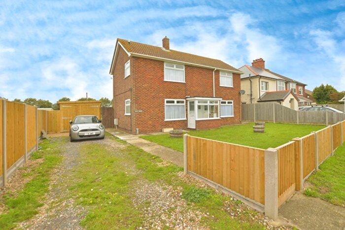 3 Bedroom Detached House For Sale In Romney Road, Lydd, Romney Marsh, Kent, TN29