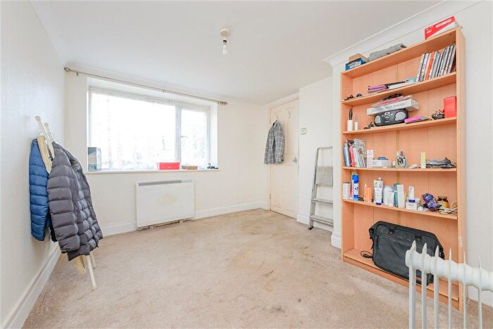 1 Bedroom Flat For Sale In Highfield Road, Dartford, Kent, DA1