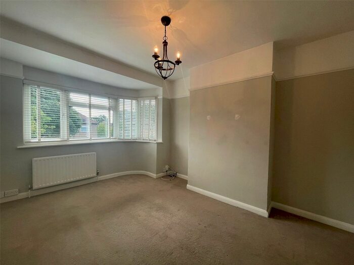 2 Bedroom Maisonette To Rent In Transmere Close, Petts Wood, Orpington, BR5