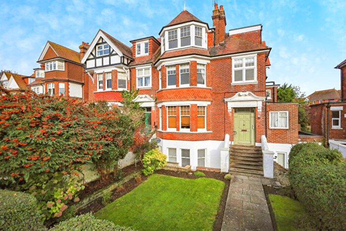 2 Bedroom Flat For Sale In Darley Road, Eastbourne, BN20