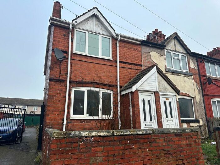 3 Bedroom End Of Terrace House For Sale In Leicester Road Dinnington, Sheffield, South Yorkshire, S25