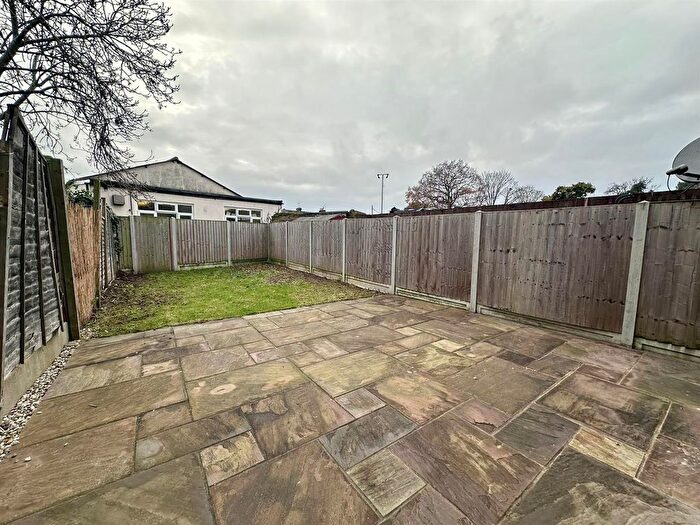 2 Bedroom Flat To Rent In Derby Road, Enfield, EN3