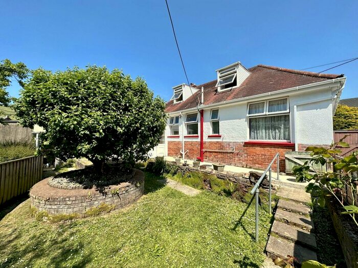 4 Bedroom Bungalow For Sale In Kingston Avenue, Combe Martin, Devon, EX34