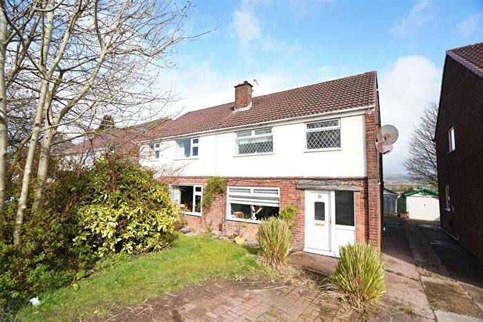 3 Bedroom Semi Detached House For Sale In Winslow Road, Hunger Hill, Bolton, BL3