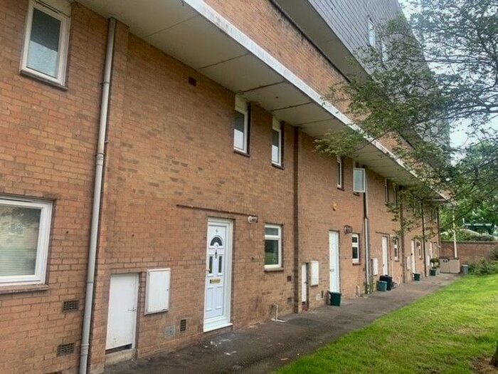 2 Bedroom Maisonette To Rent In Mercers, Harlow, CM19