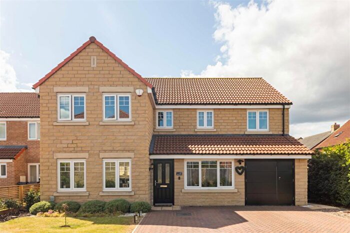 5 Bedroom Detached House For Sale In Pippin Close, Sherburn In Elmet, LS25