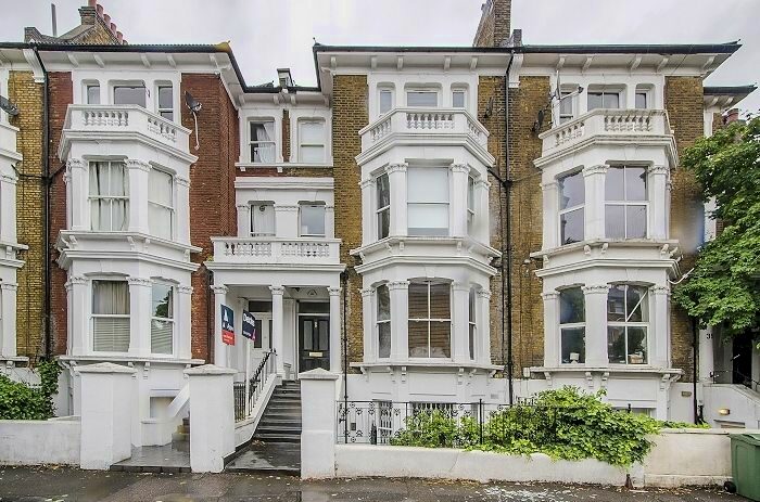 2 Bedroom Flat To Rent In Gauden Road, London, SW4