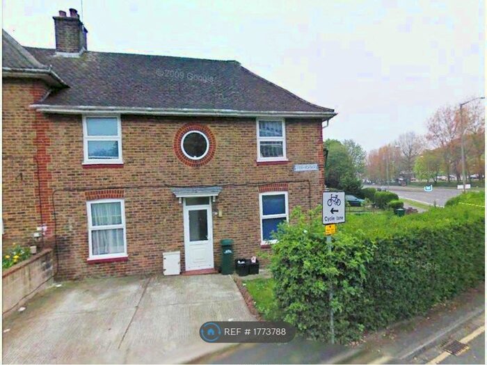 5 Bedroom Semi-Detached House To Rent In The Highway, Brighton, BN2