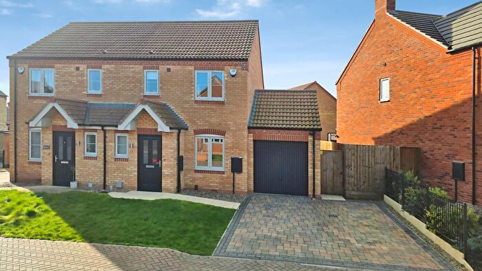 3 Bedroom Semi Detached House For Sale In Oakwood Close, Quarrington, Sleaford, NG34