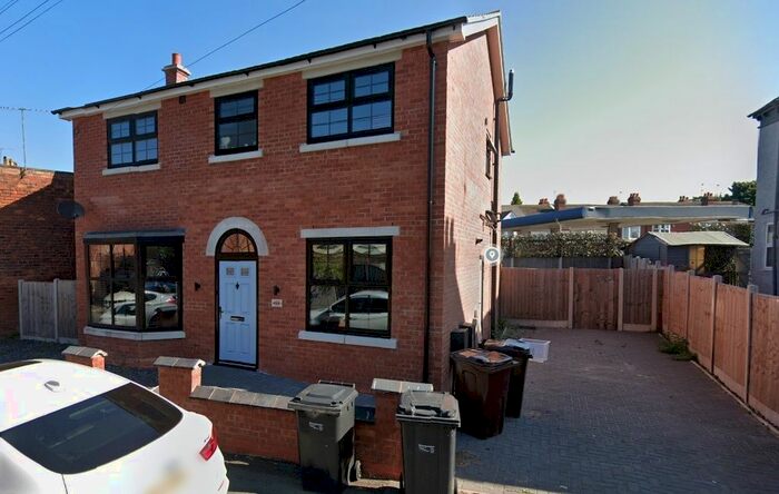4 Bedroom Property To Rent In Newbridge Street, Wolverhampton, WV6