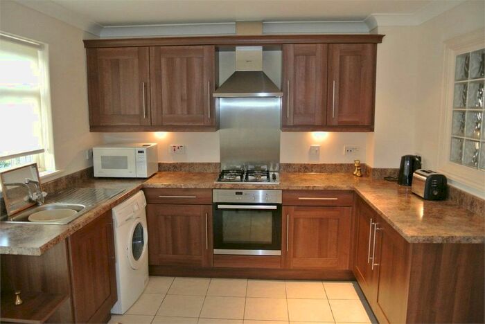 3 Bedroom Town House To Rent In King Henry Chase, Bretton, Peterborough, PE3