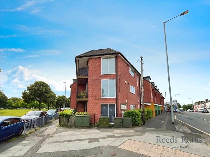 2 Bedroom Flat To Rent In High Street, May Bank, Newcastle, Staffordshire, ST5