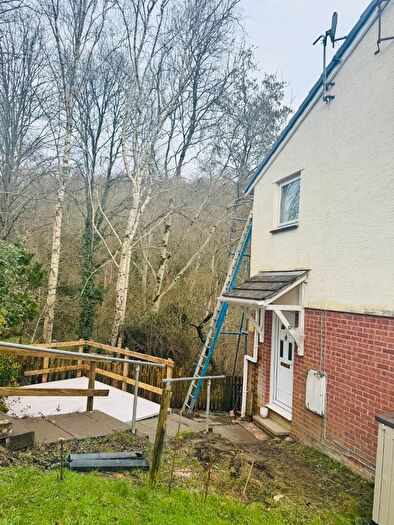 1 Bedroom Semi-Detached House To Rent In Canberra Close, Exeter, Devon, EX4