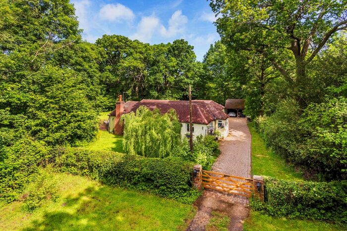 5 Bedroom Detached House For Sale In Worplesdon, GU22