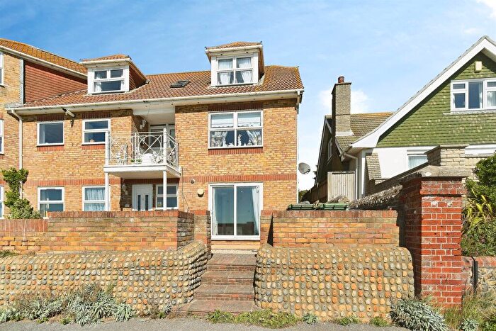 1 Bedroom Flat For Sale In Little Crescent, Rottingdean, Brighton, BN2
