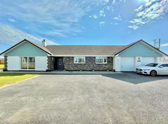 4 Bedroom Bungalow For Sale In St. Mabyn, Bodmin, PL30