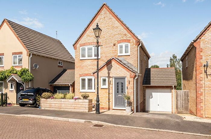 3 Bedroom Detached House For Sale In Athelney Way, Yeovil, Somerset, BA21