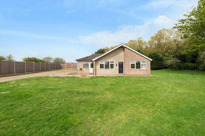 3 Bedroom Detached Bungalow For Sale In Belchford, Horncastle, LN9
