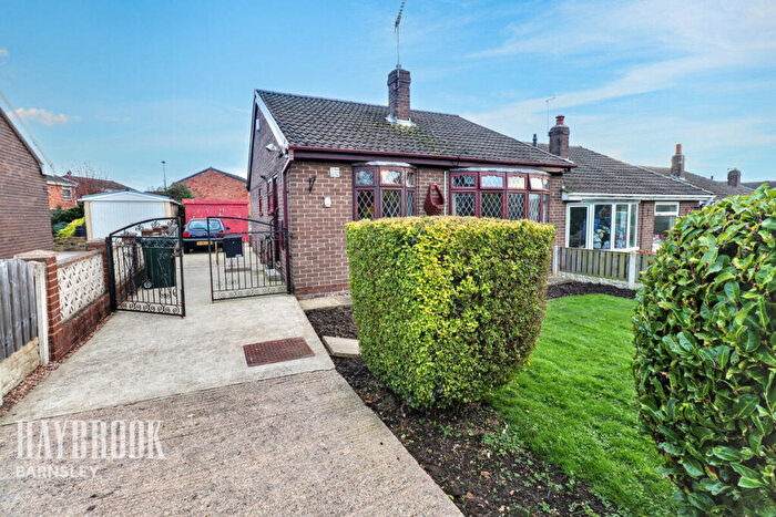 2 Bedroom Bungalow For Sale In Burnham Way, Darfield, S73