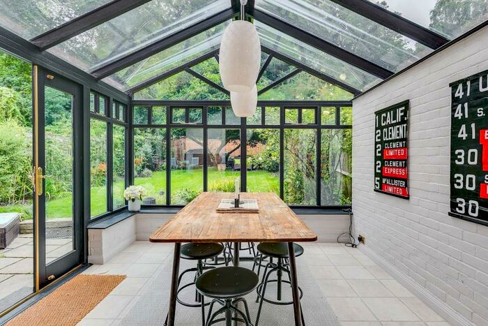 4 Bedroom Semi-Detached House To Rent In Claremont Road, Highgate, N6