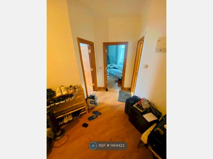 2 Bedroom Flat To Rent In Wellington Road, Brighton, BN2