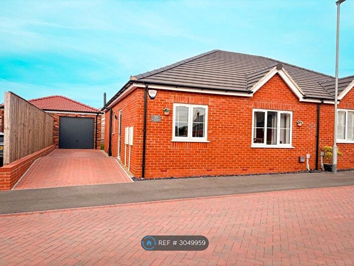 2 Bedroom Semi Detached House To Rent In House Martin Avenue, Waltham, Grimsby, DN37