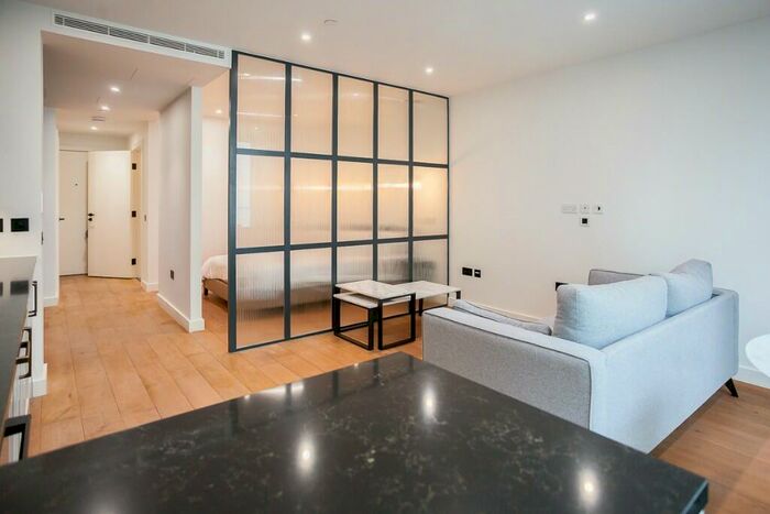 1 Bedroom Apartment To Rent In Emery Way, London, E1W