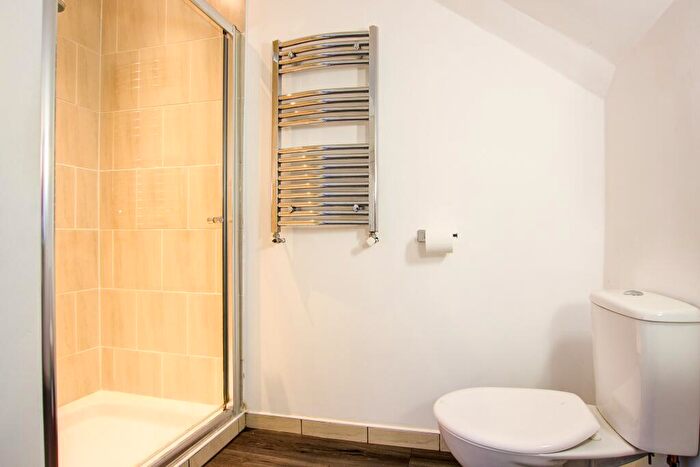 2 Bedroom Flat For Sale In Grosvenor Place, Jesmond, NE2