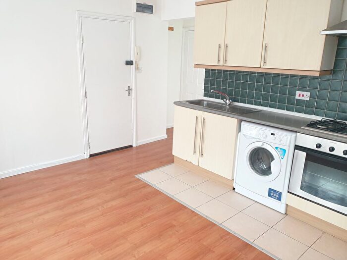 1 Bedroom Flat To Rent In Princess Street, Luton, LU1