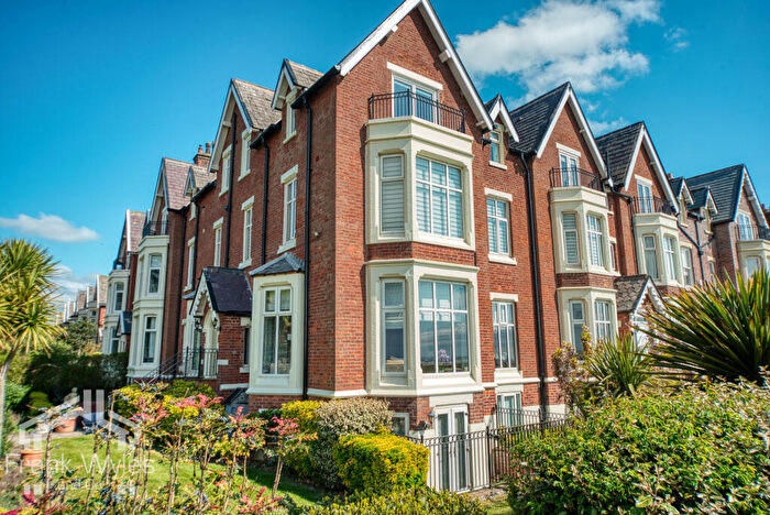 3 Bedroom Flat For Sale In Flat, West Beach, Lytha, Lancashire, FY8