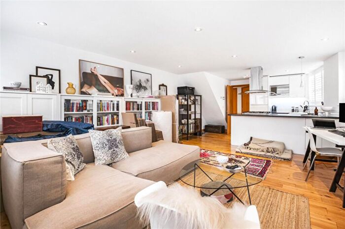 2 Bedroom Apartment To Rent In Garrett Street, London, EC1Y