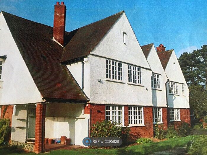 2 Bedroom Flat To Rent In Sollershott East, Letchworth Garden City, SG6