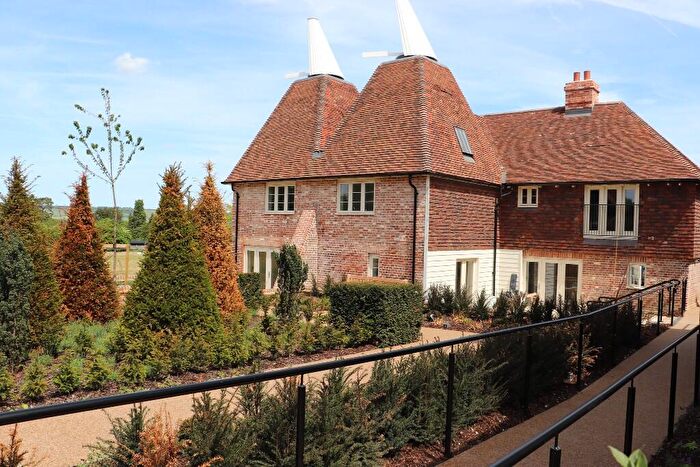 2 Bedroom Retirement Property For Sale In The Grange, Ledian Gardens, Kings Square, Maidstone, Kent, ME17